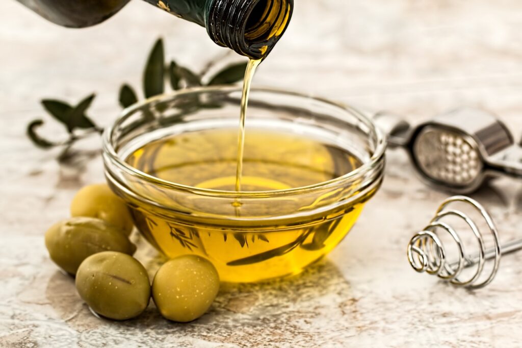 Aceite de Oliva: El Elixir de la Cocina Mediterránea